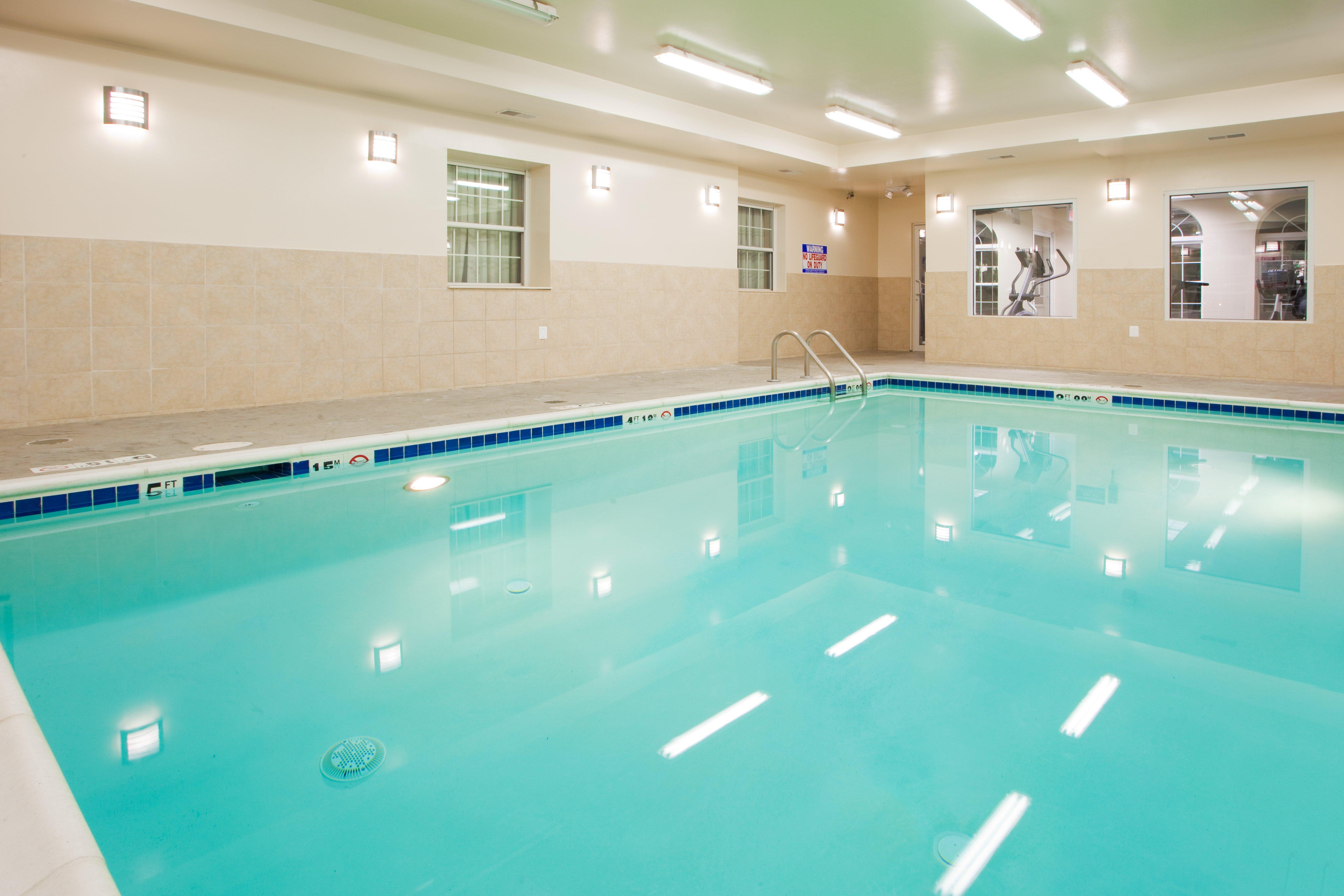 Holiday Inn Express Prince Frederick By Ihg Eksteriør billede